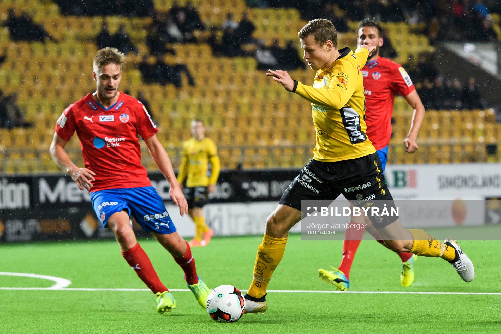 Elfsborgs Viktor Claesson och Helsingborgs Johan Mårtensson