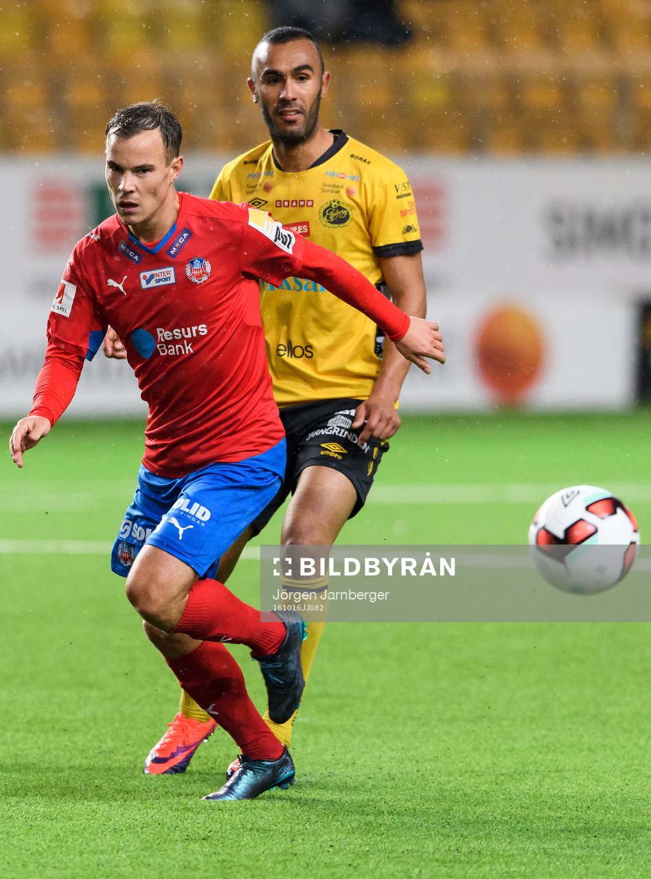 Helsingborgs Anton Wede och Elfsborgs Issam Jebali