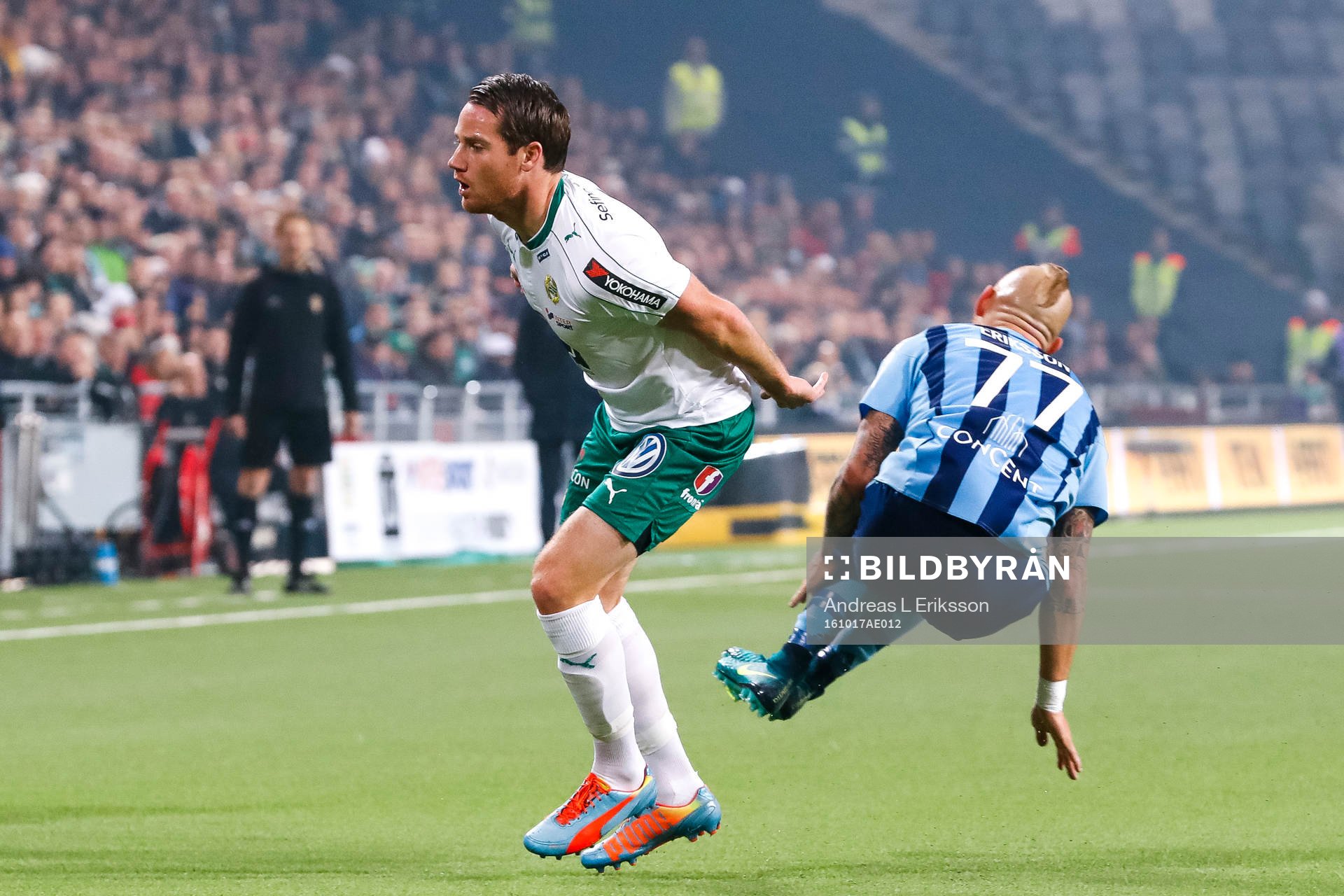 Hammarbys Johan Persson och Djurgårdens Magnus Eriksson