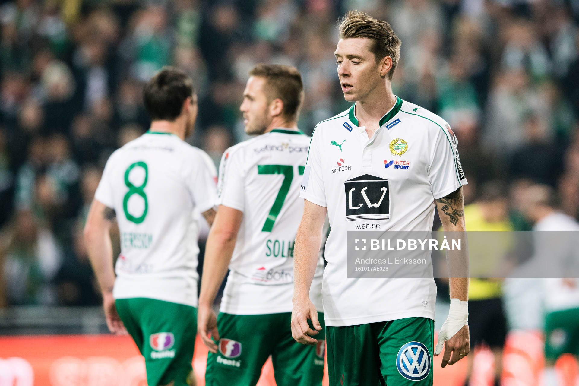 Hammarbys Birkir Már Saevarsson ser deppig ut