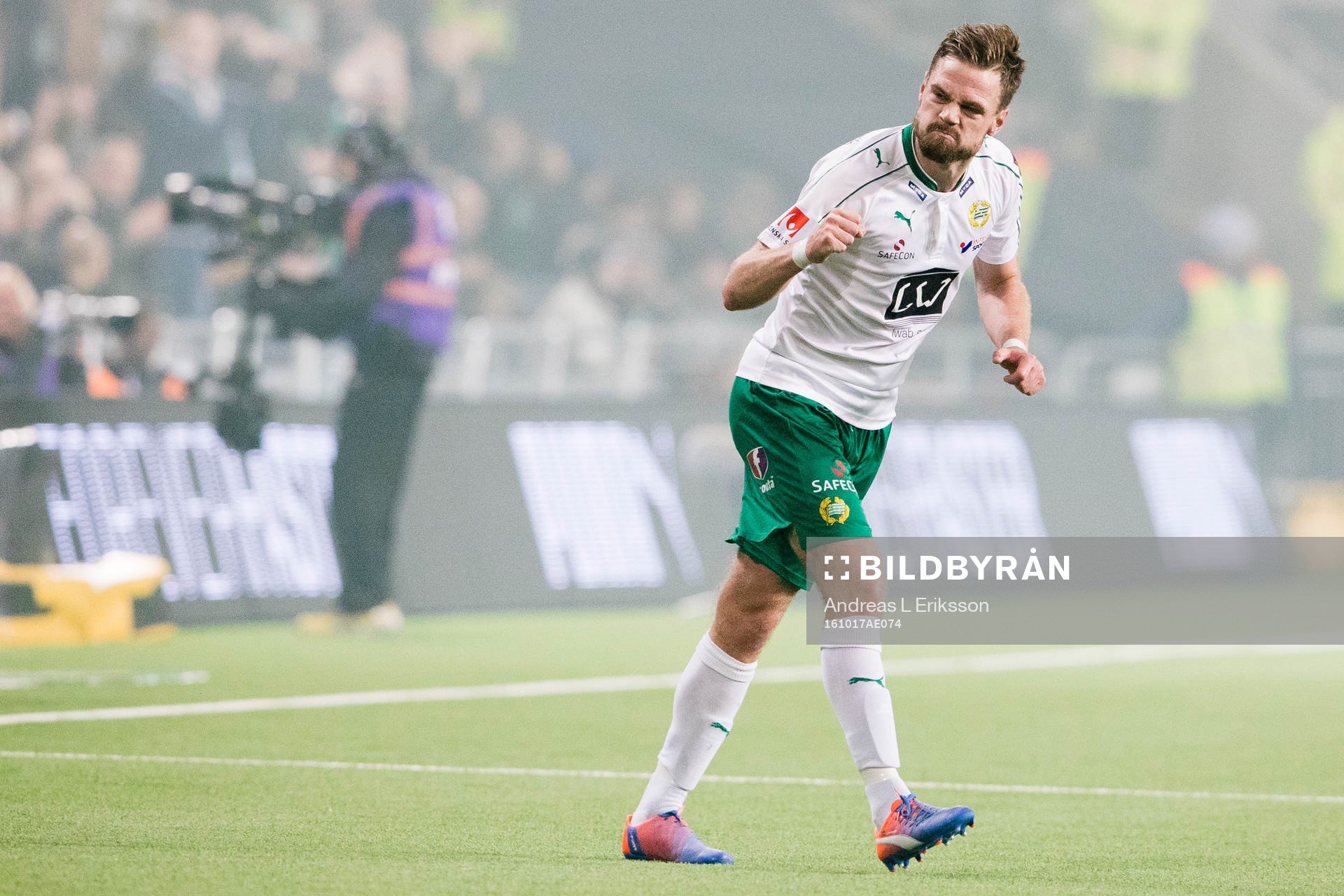Hammarbys Arnór Smárason jublar