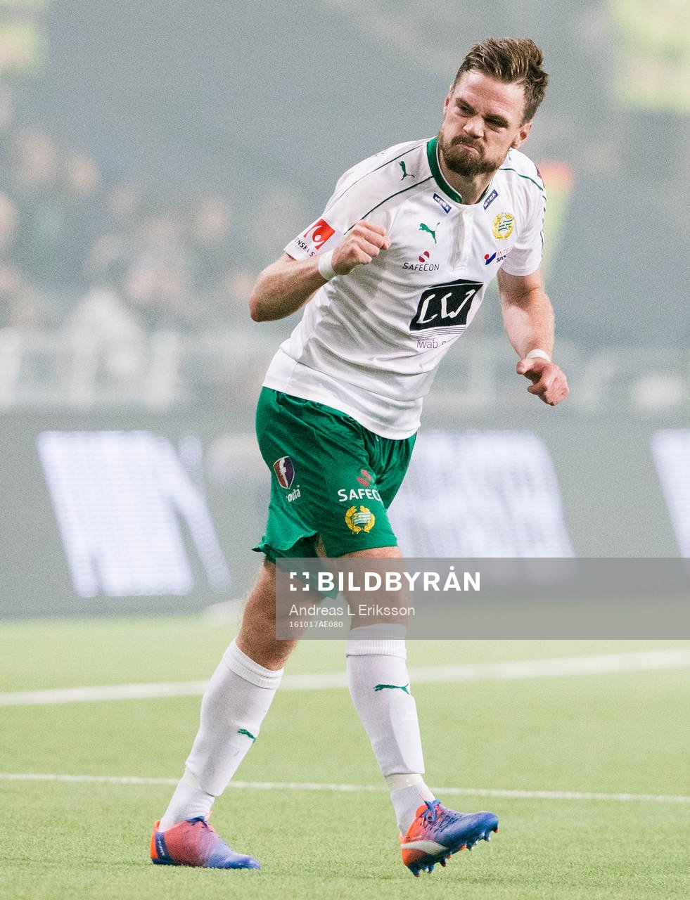 Hammarbys Arnór Smárason jublar