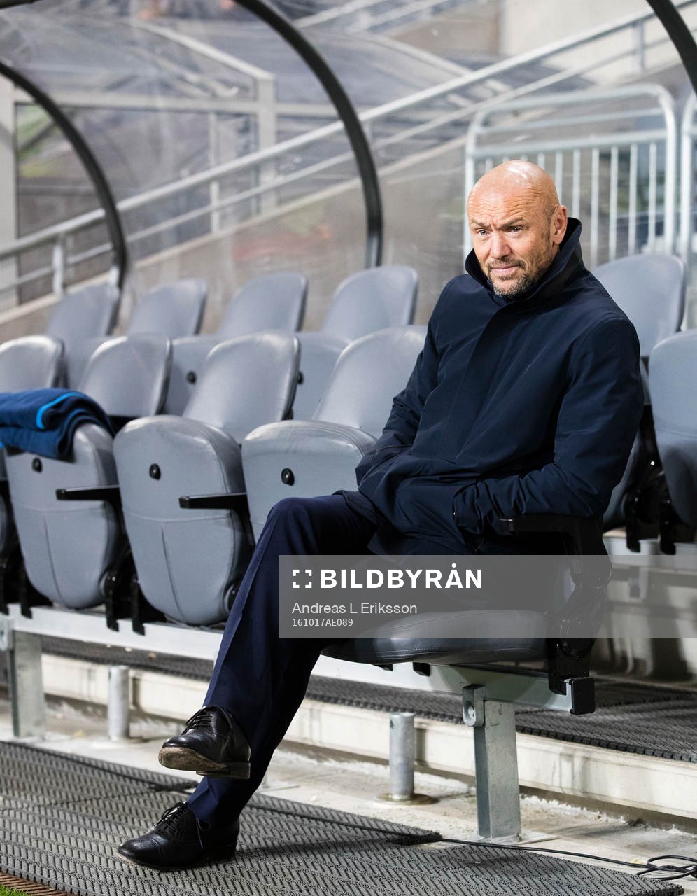 Djurgårdens tränare Mark Dempsey innan fotbollsmatchen i