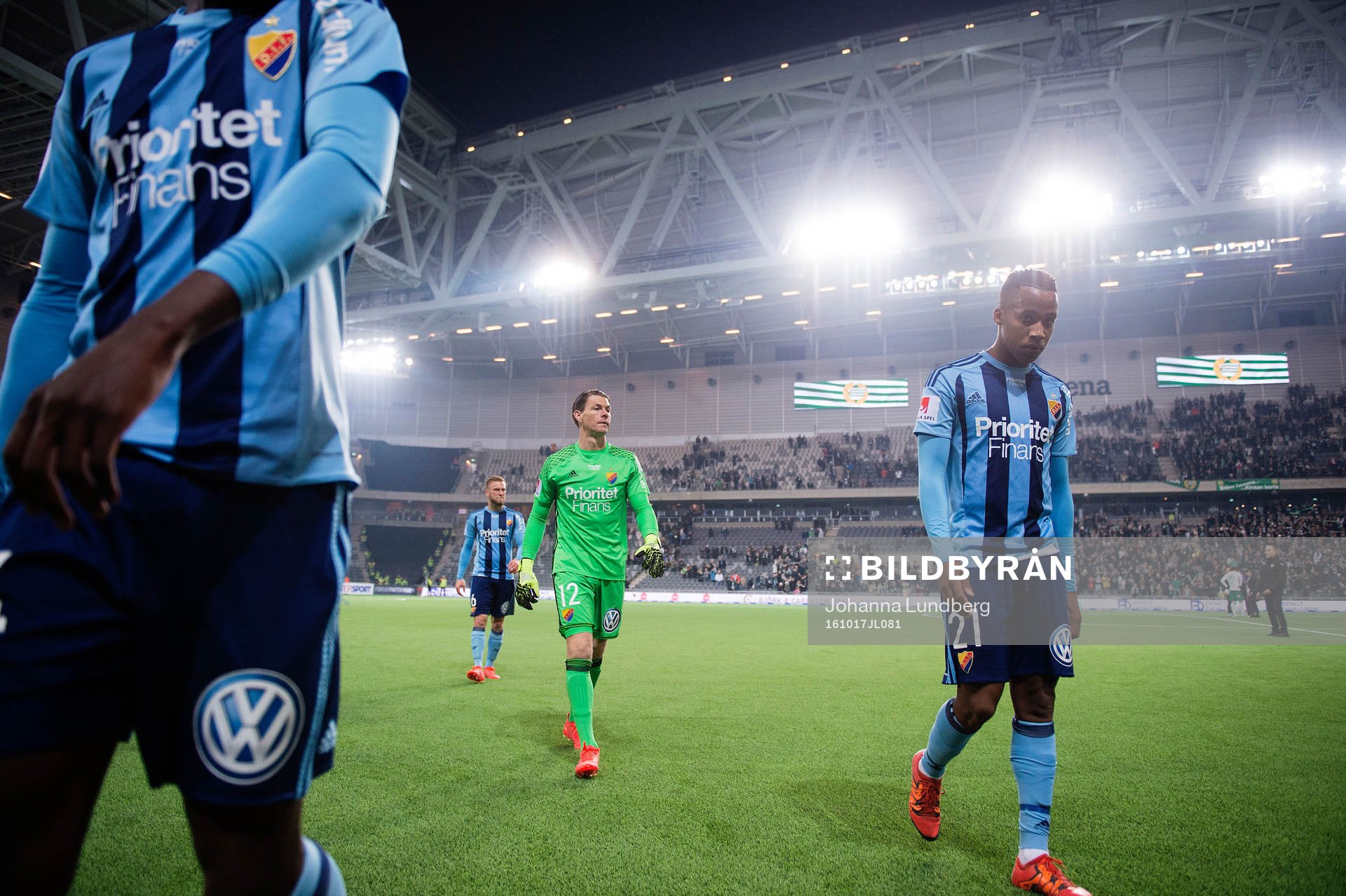 Djurgårdens Mihlali Mabhuti Mayambela och målvakt Kenneth