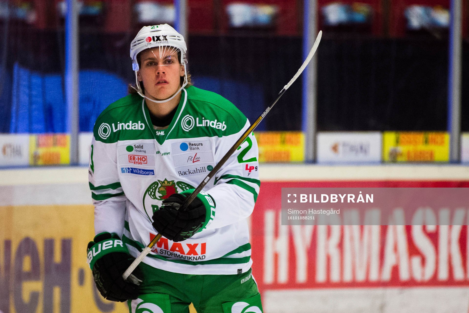 Rögles Nikolaj Krag-Christiensen före ishockeymatchen i