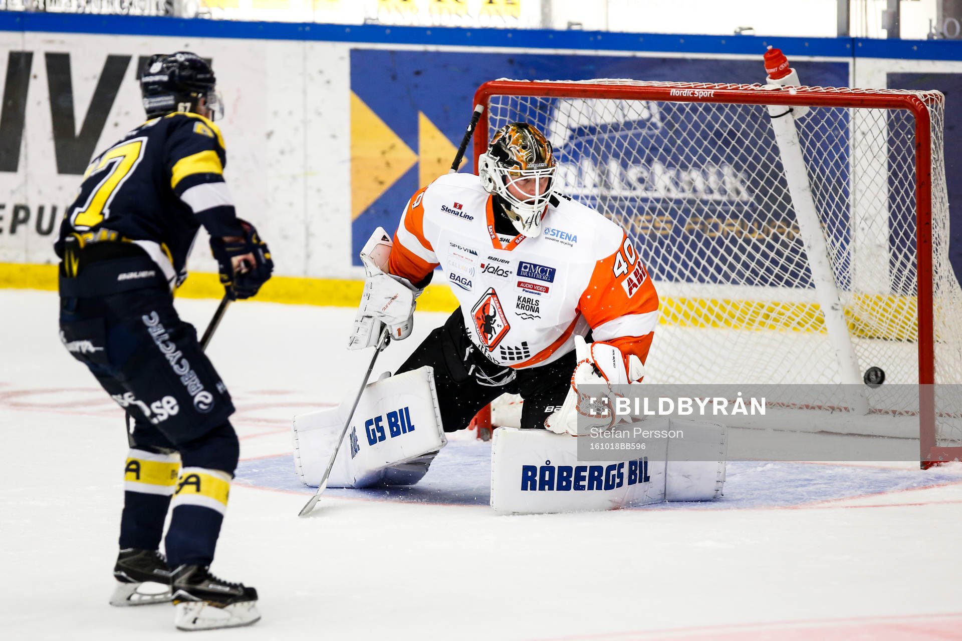 s Christoffer Törngren gör 3-1 på straff bakom