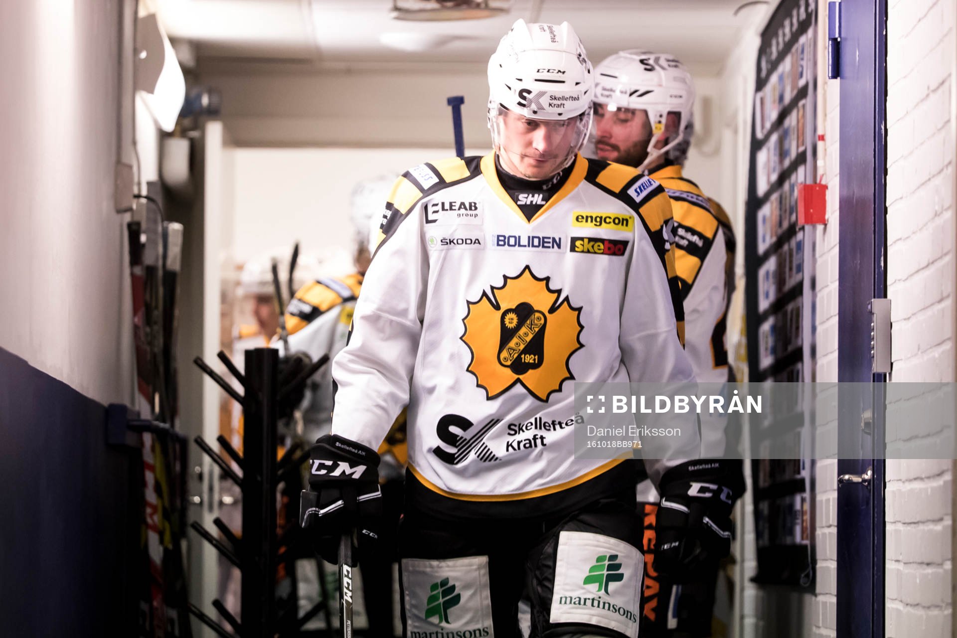 Skellefteås på väg ut till 3e perioden