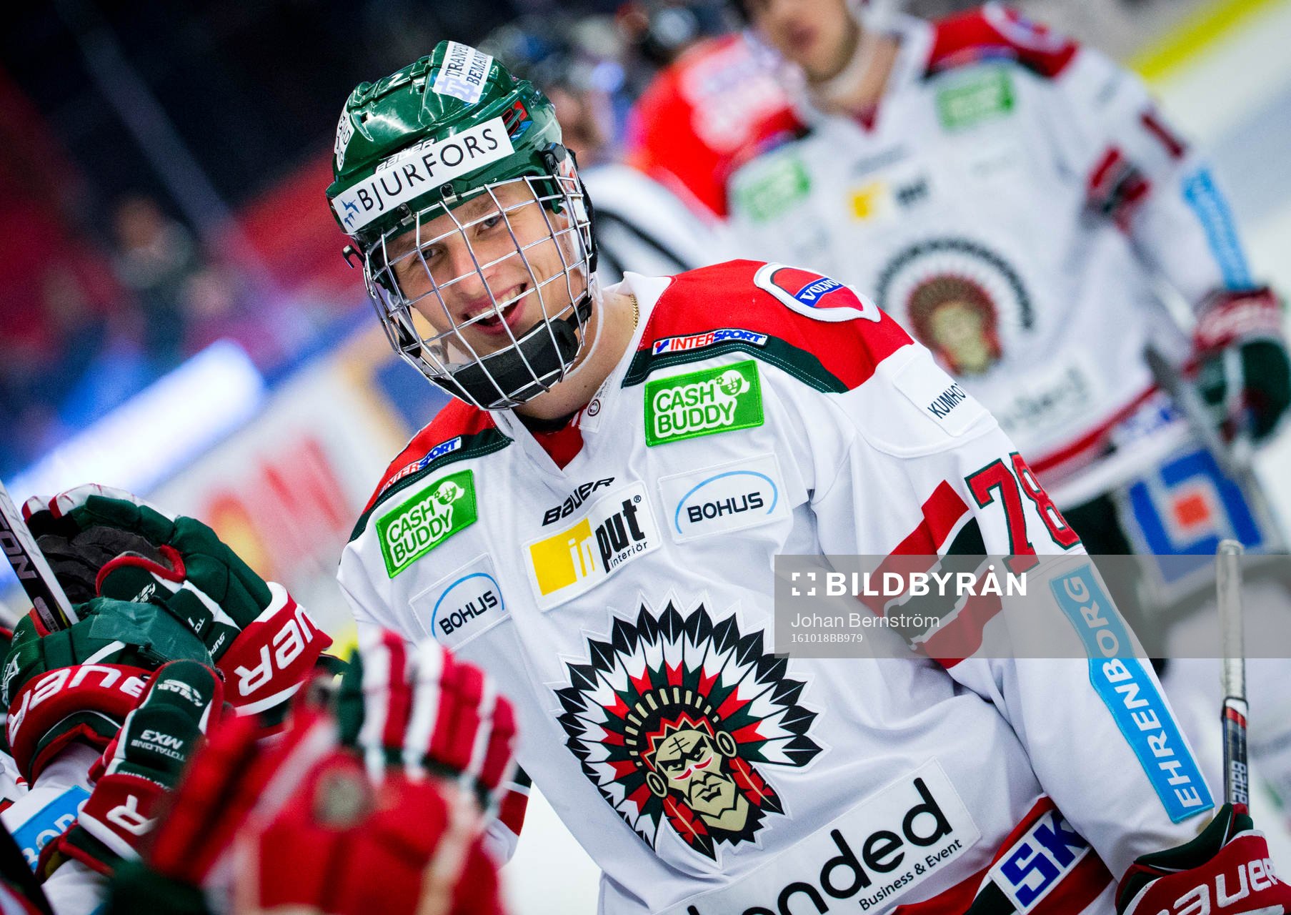 Frölundas Kristian Vesalainen gör 2-3 och jublar