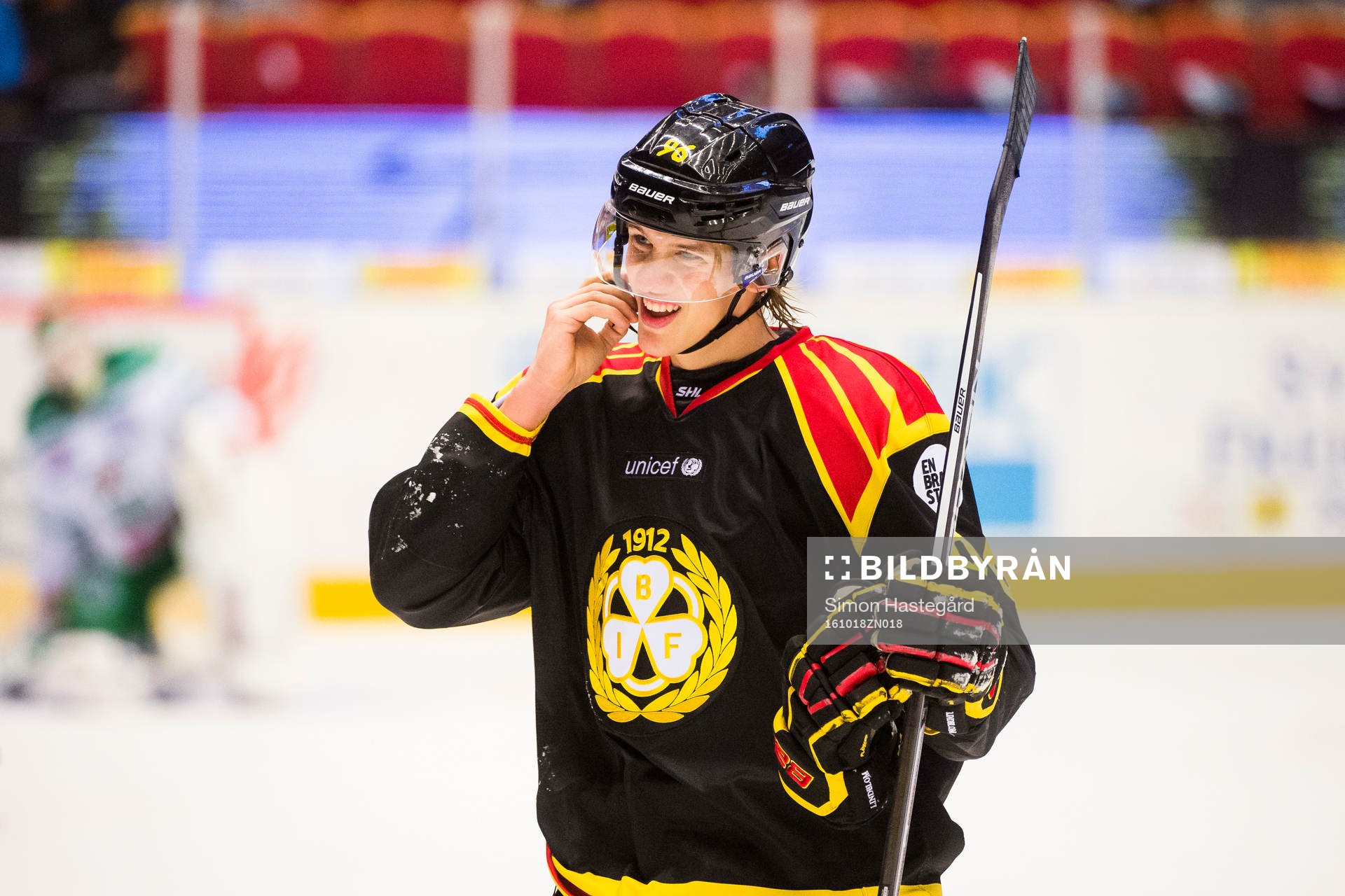 Brynäs Oskar Lindblom deppar