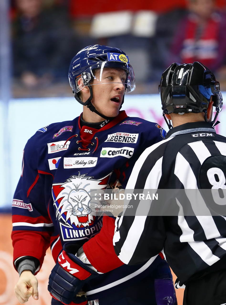 Slagsmål och matchstraff för Linköpings Emil Sylvegård