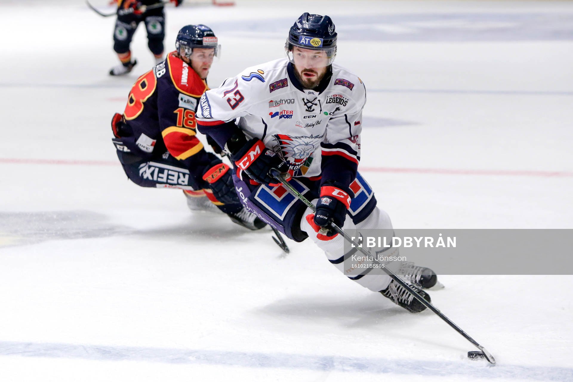 Linköpings Niklas Persson och Djurgårdens Juuso Ikonen