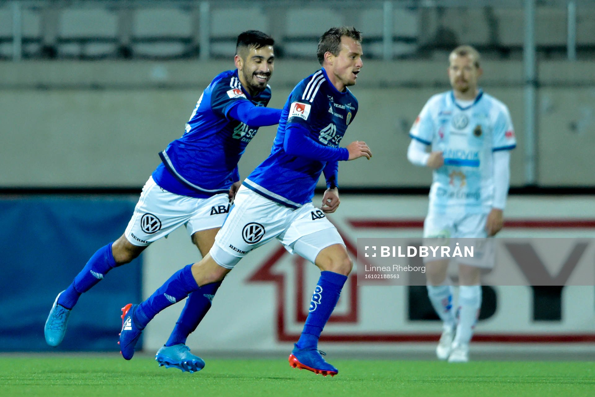 Sundsvalls Eric Larsson och Stefan Silva jublar