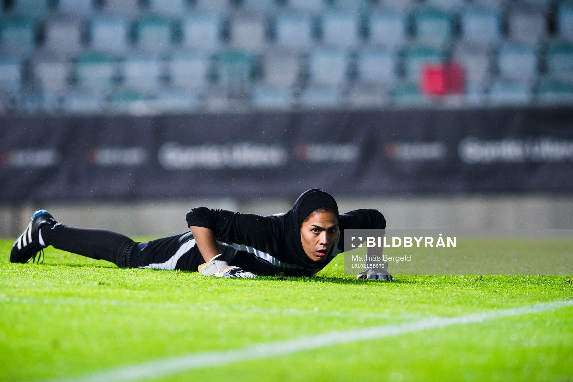 Irans målvakt Mahdeyeh Molai