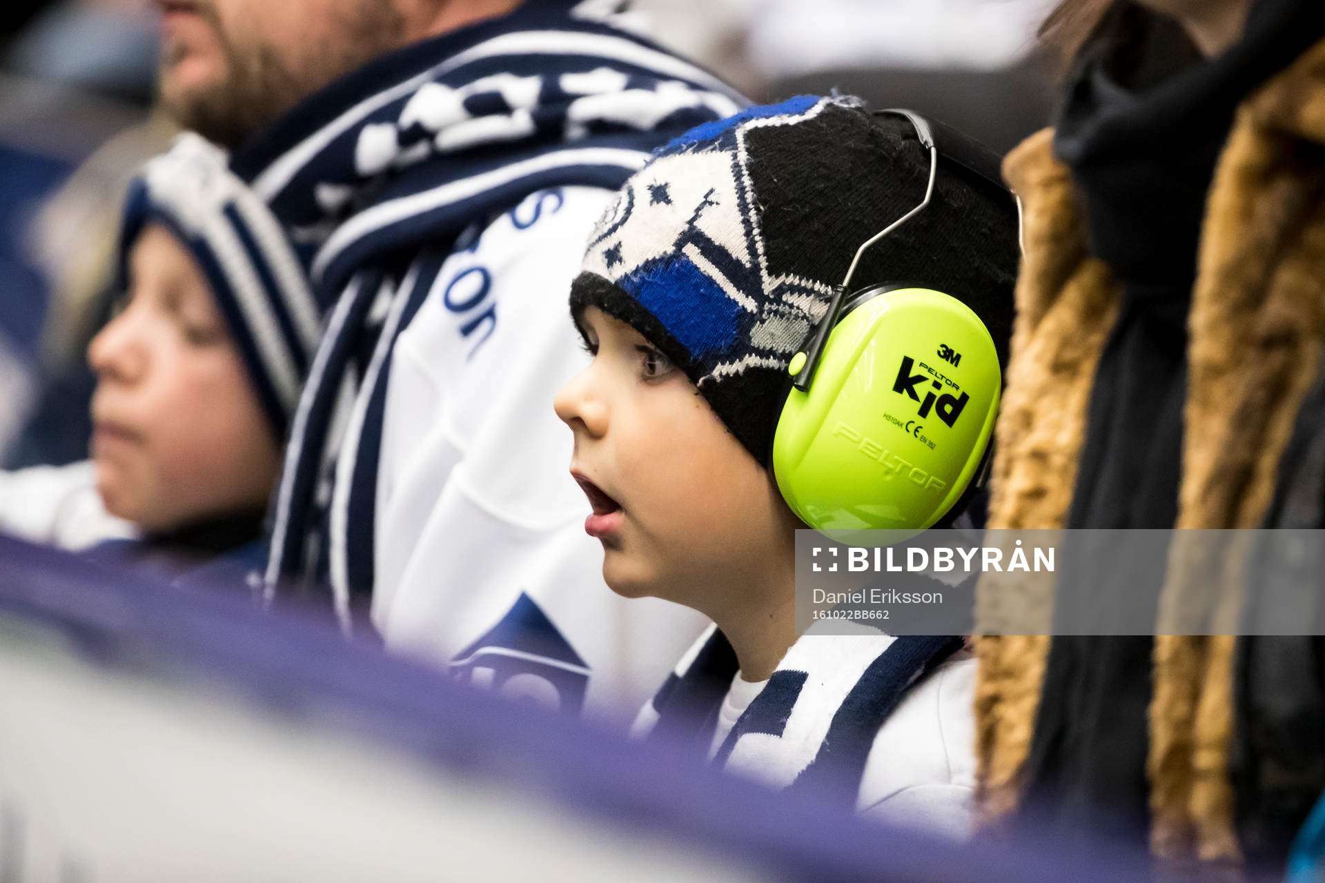Ung Leksands supporter i ishockeymatchen i SHL mellan