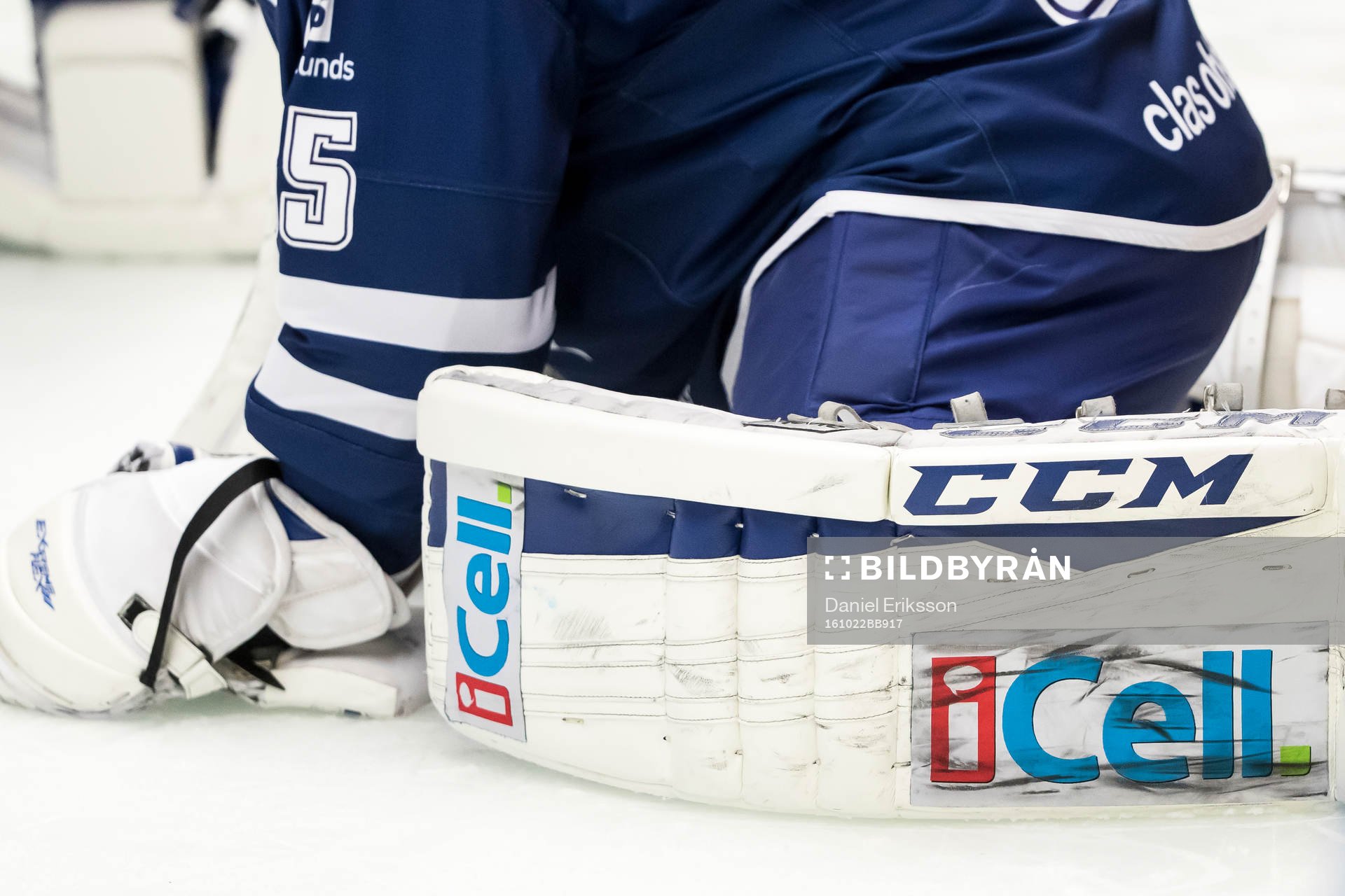 benskydd på Leksands målvakt Atte Engren i