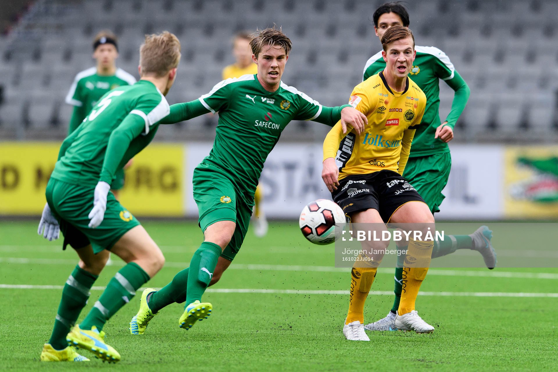Elfsborgs Simon Olsson och Hammarbys Adam Brodin