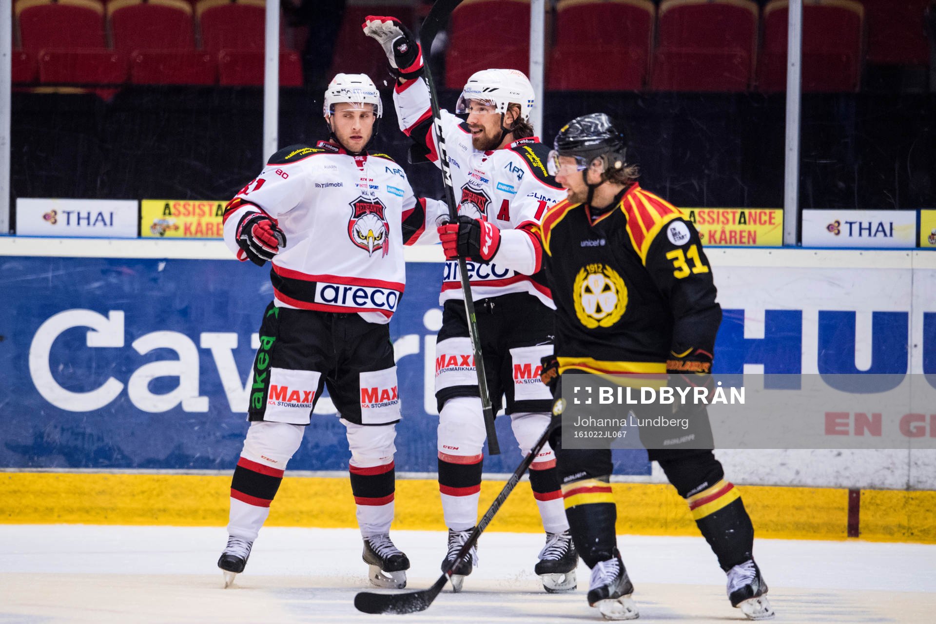 Malmö Redhawks Ilari Filppula och Andreas Thuresson jublar
