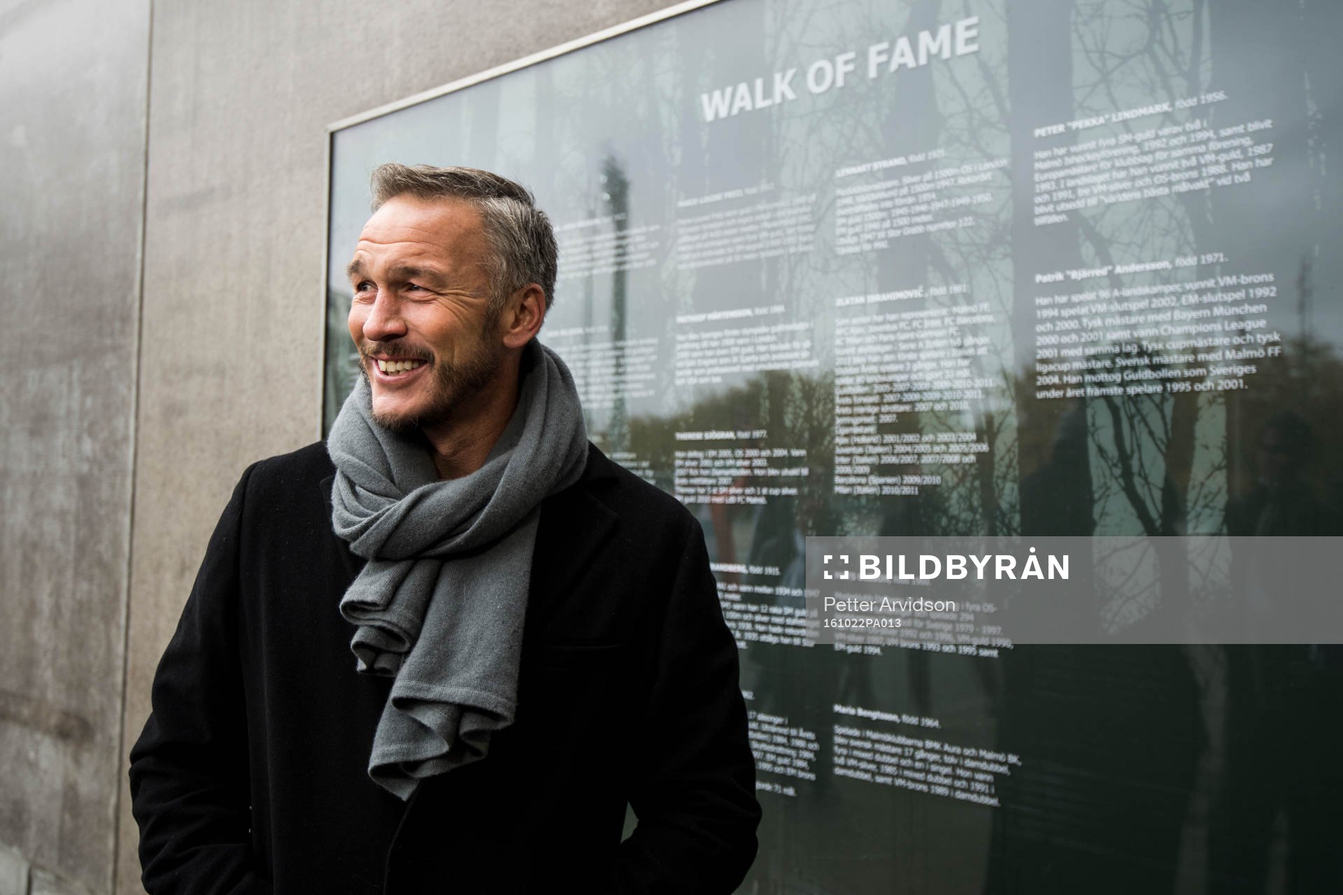 Patrik Andersson vid Walk Of Fame som blivit placerad på