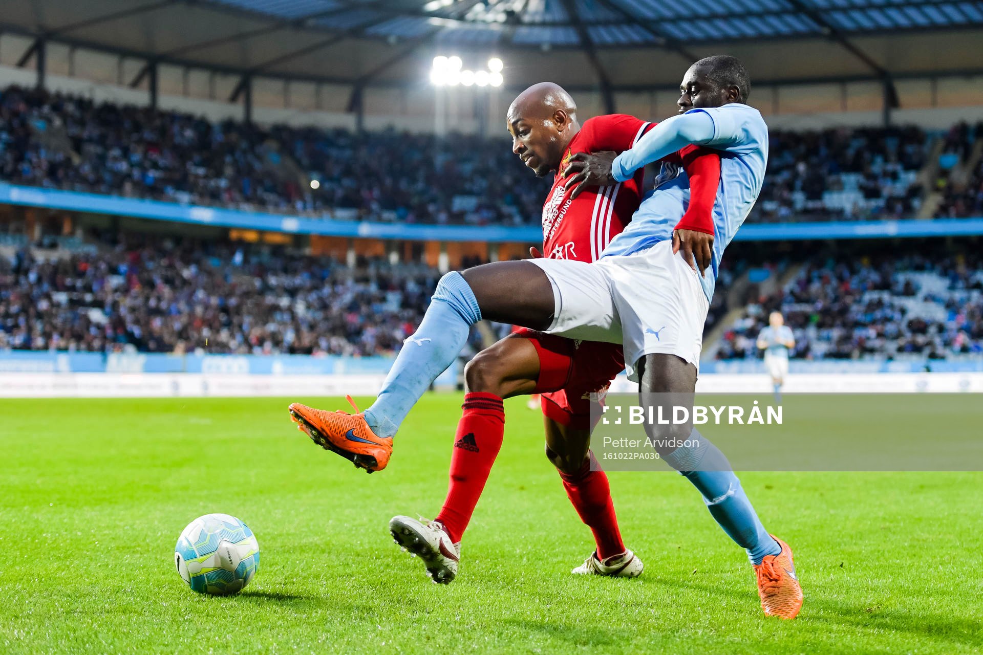 Östersunds Fouad Bachirou och Malmö FFs Enock Kofi Adu