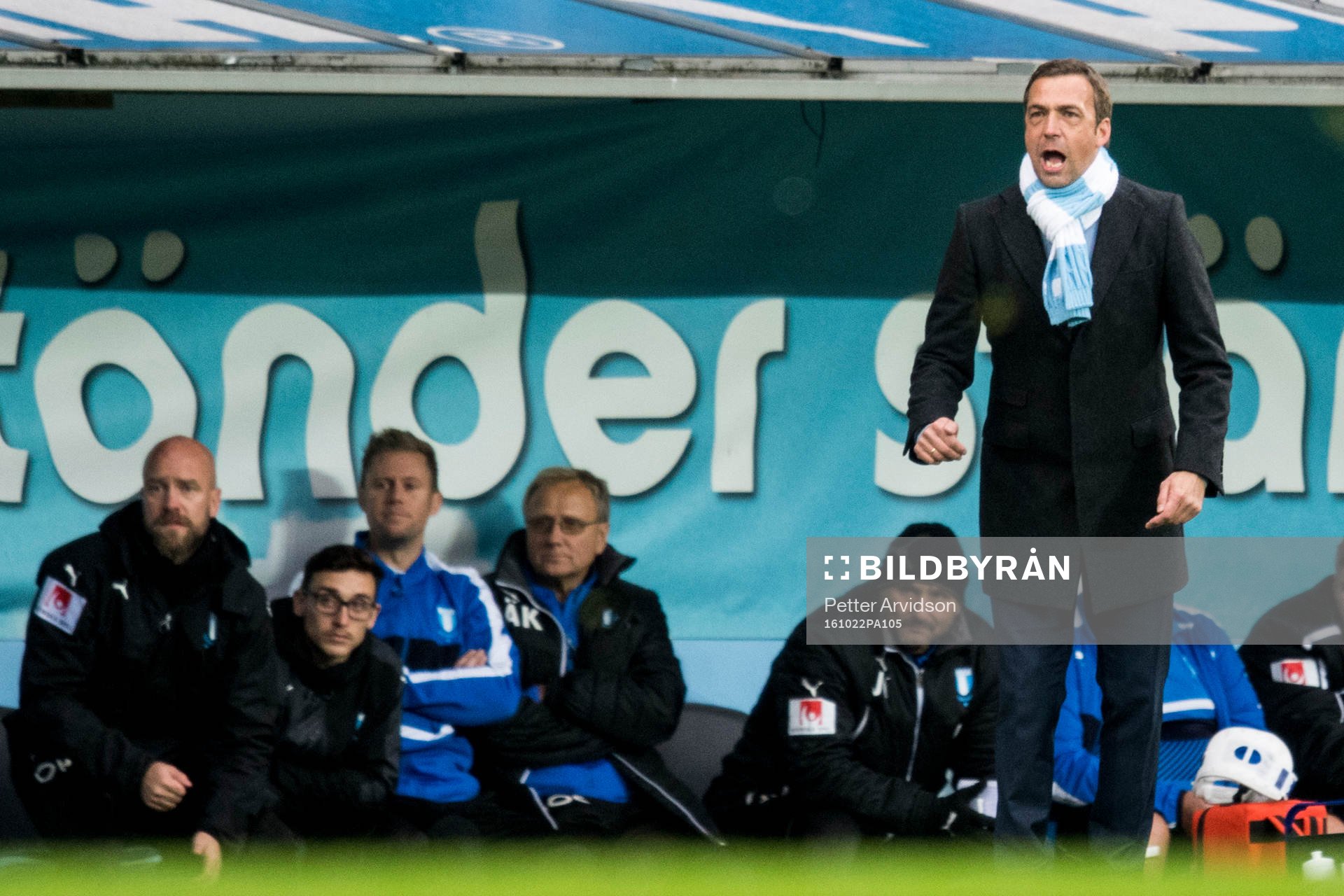 Malmö FFs tränare Allan Kuhn under fotbollsmatchen i Allsvenskan mellan Malmö FF och Östersund den 22 oktober 2016 i Malmö.