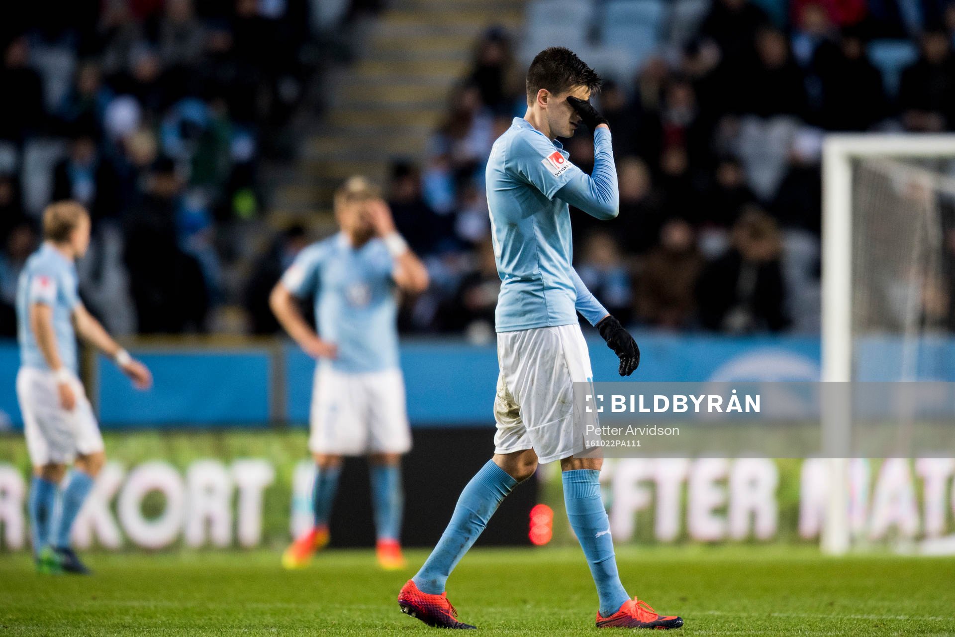 Malmö FFs Alexander Jeremejeff deppar