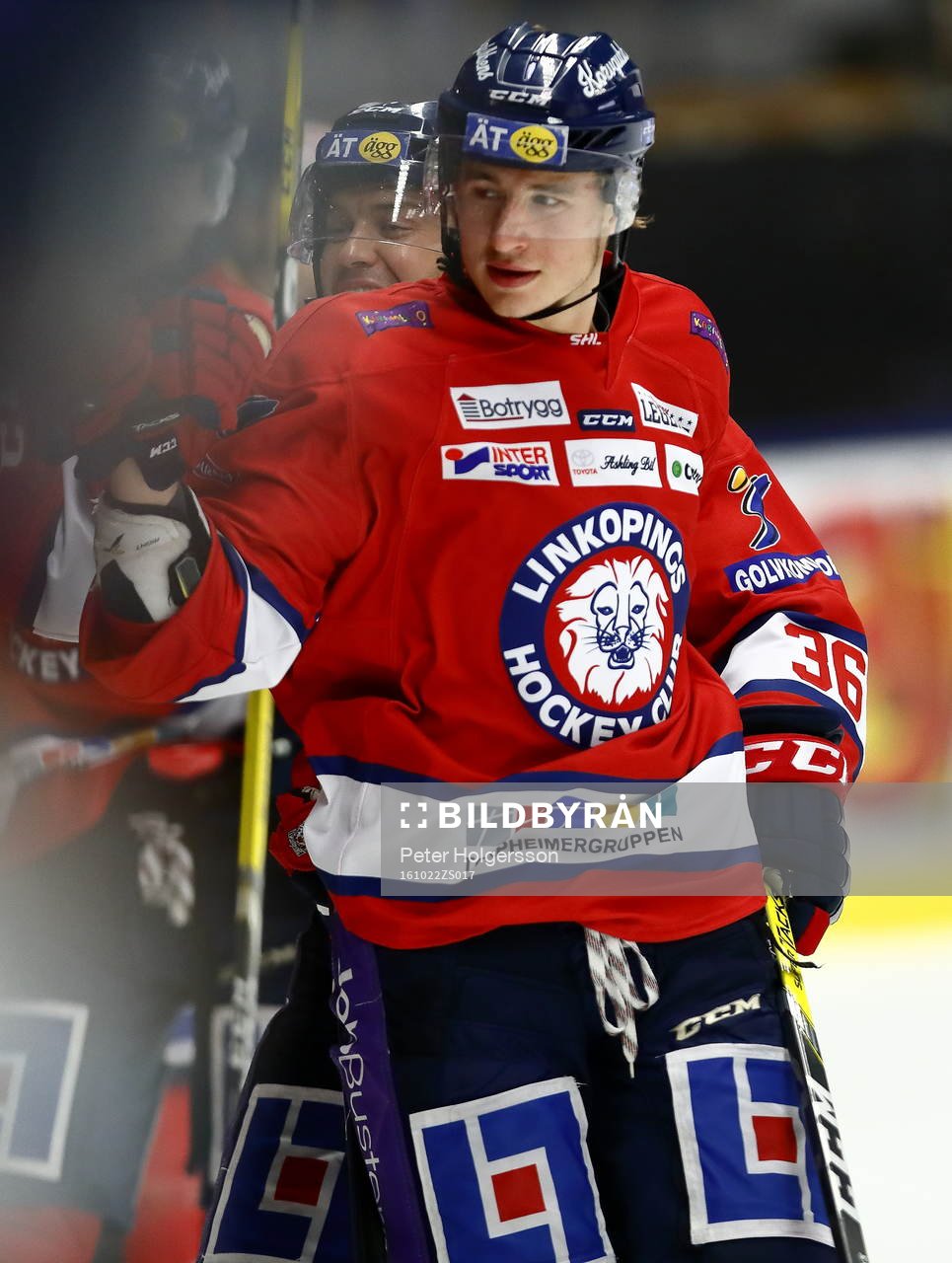 Linköpings Jakob Lilja och Niklas Fogström jublar
