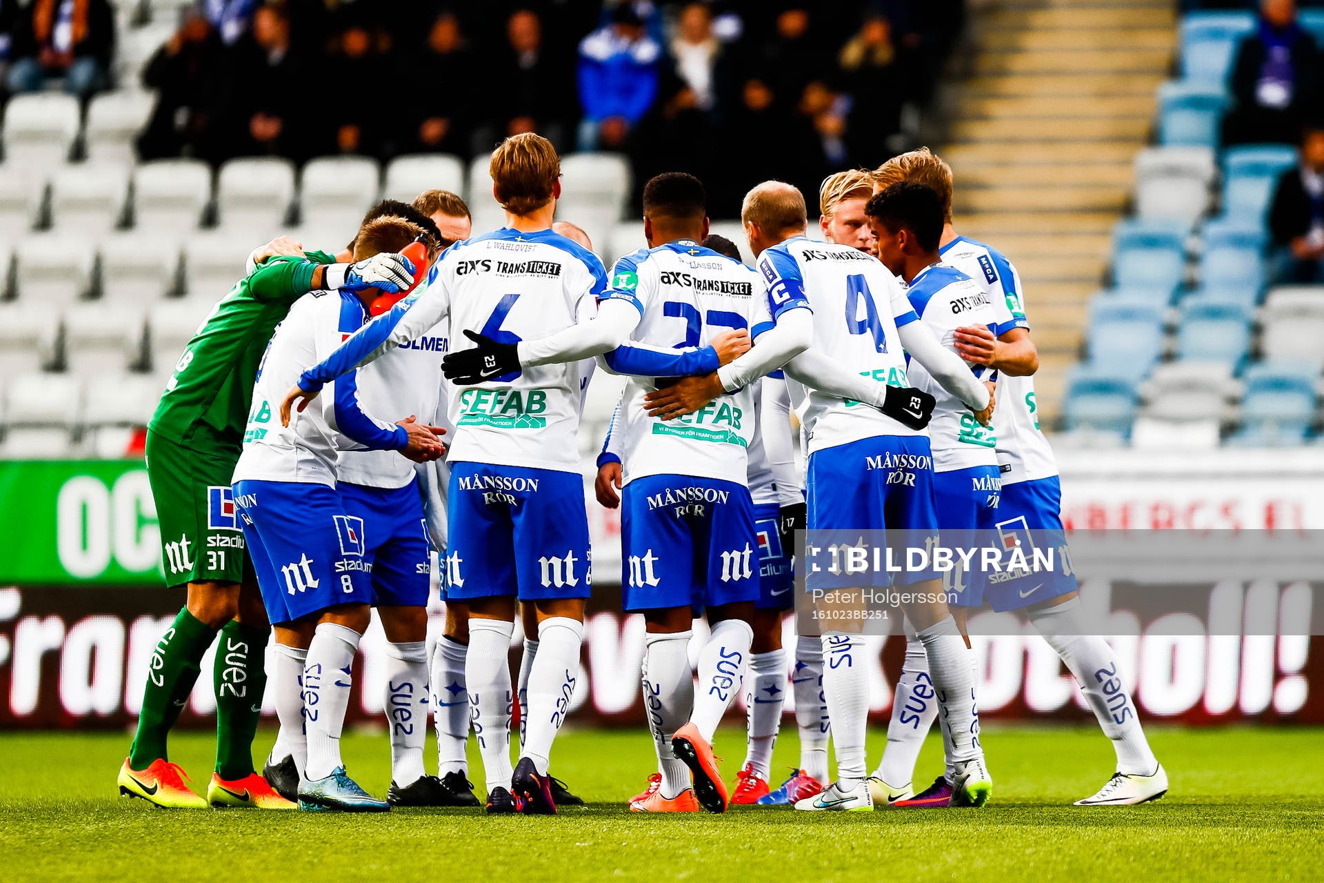 Norrköpings spelare före  fotbollsmatchen i Allsvenskan