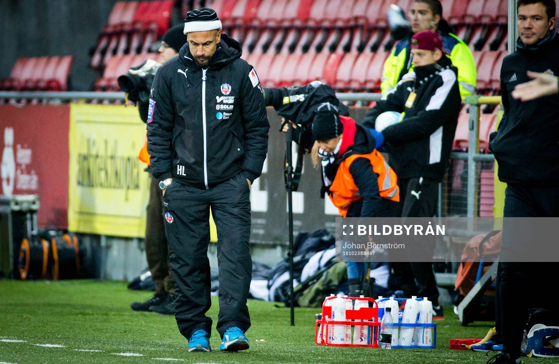 Helsingborgs manager Henrik Larsson deppar