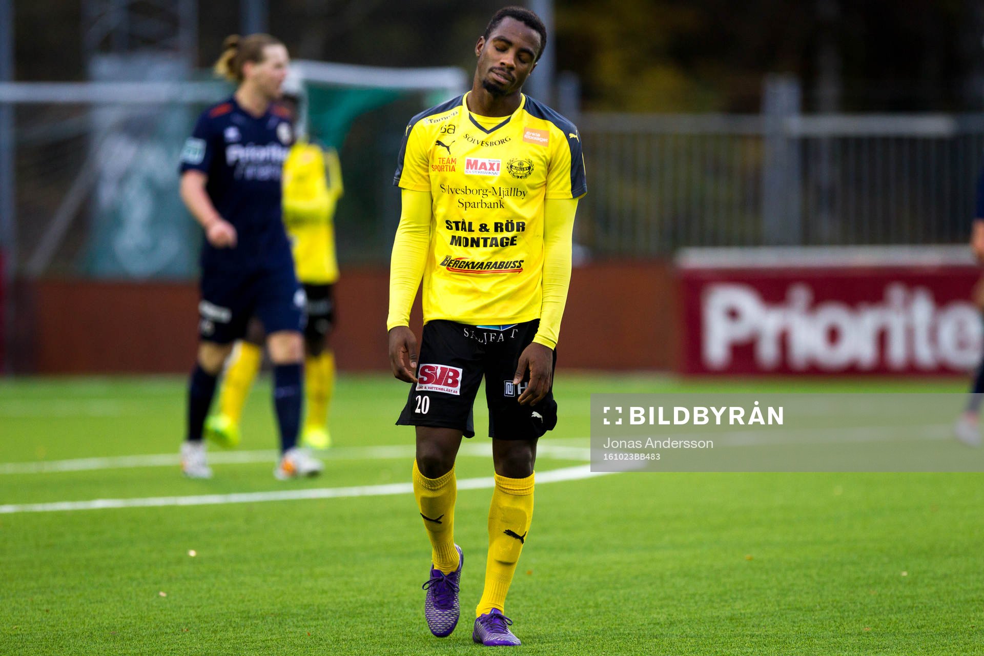 Mjällbys Theophilus Ola deppar