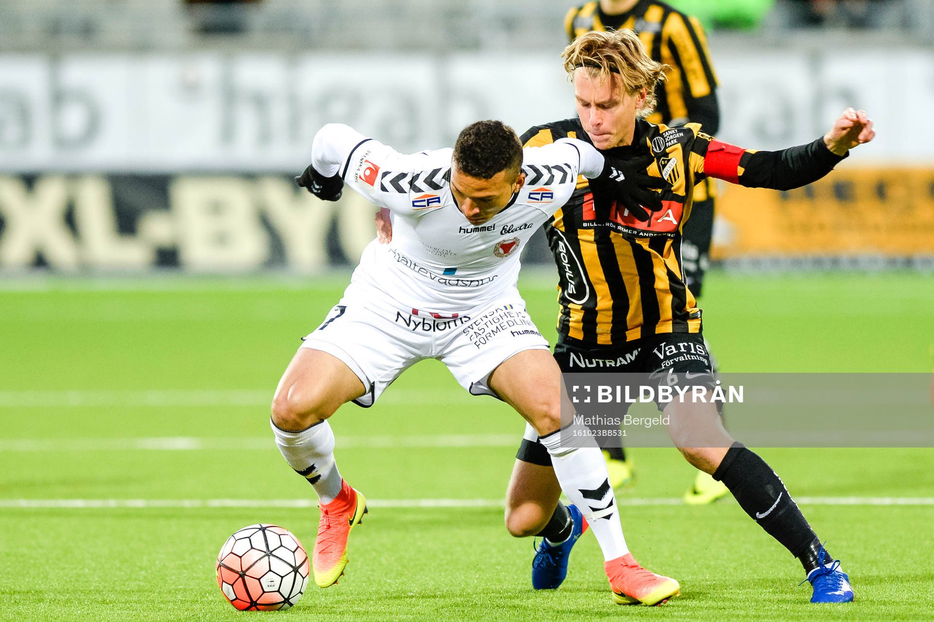 Kalmars Ismael Silva Lima och Häckens Rasmus Schuller