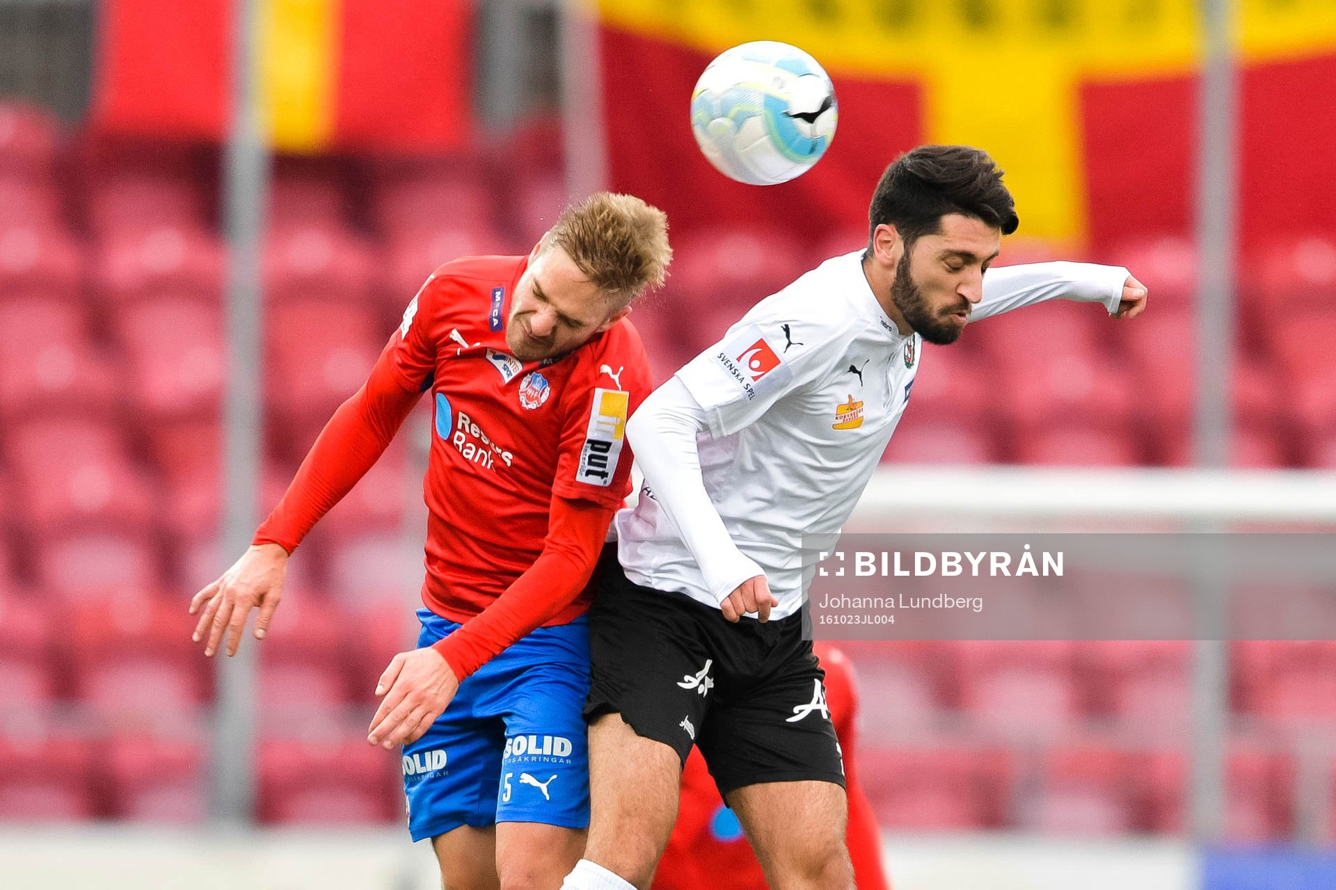 Helsingborgs Johan Mårtensson och Örebros Nahir Besara