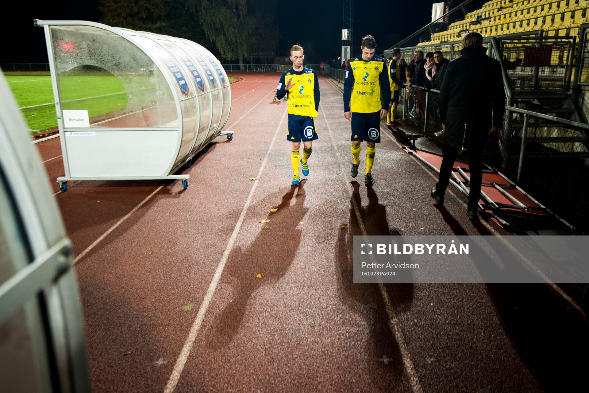 Ängelholms Albin Nilsson och Fredrik Lundgren deppar när