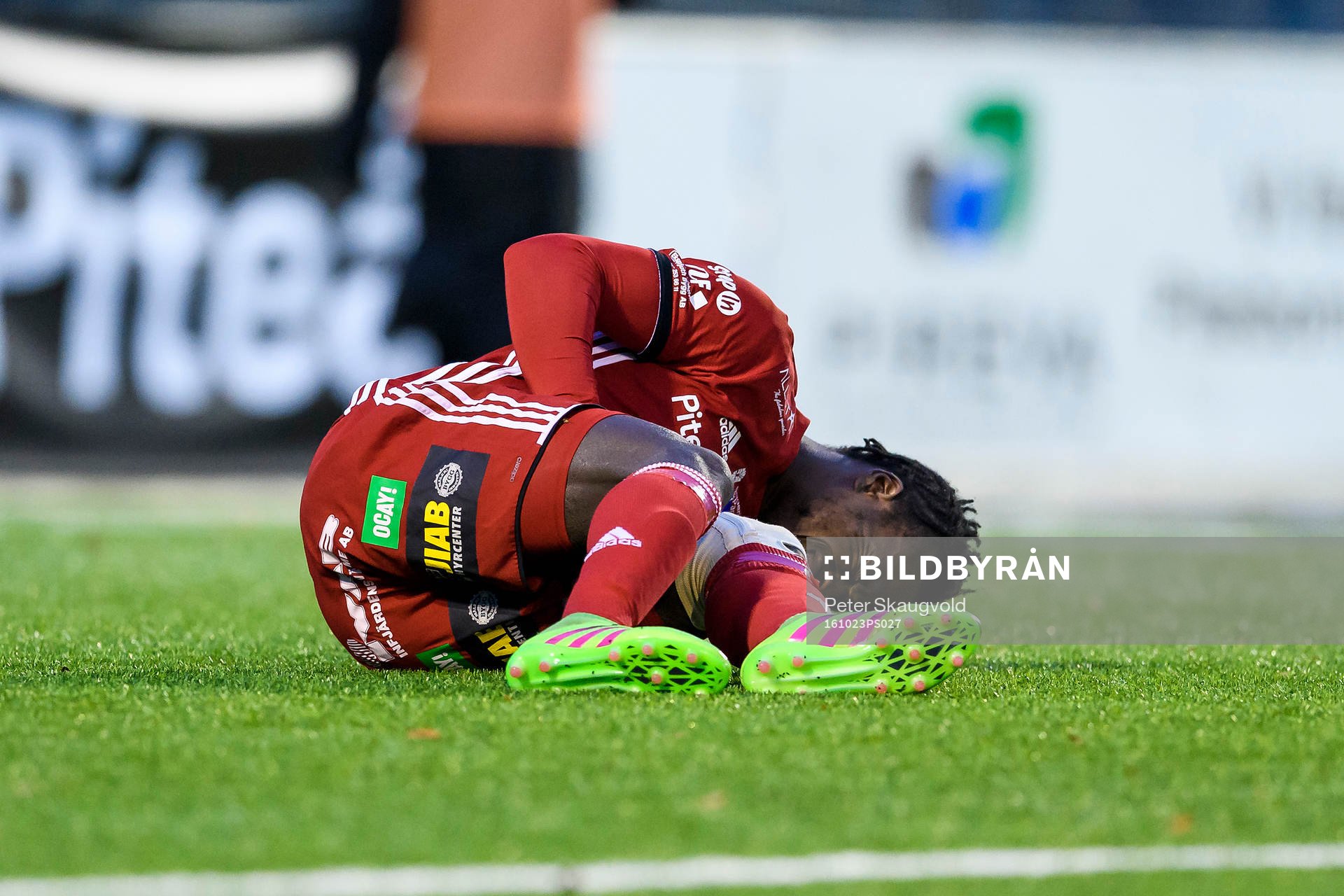 s Tetteh Komey har ont