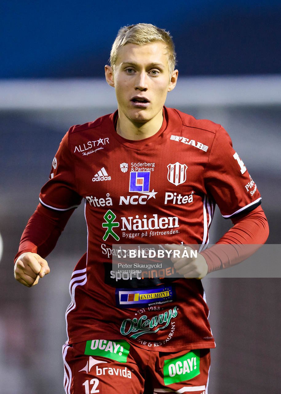 s Gustav Rönnbäck-Wallin