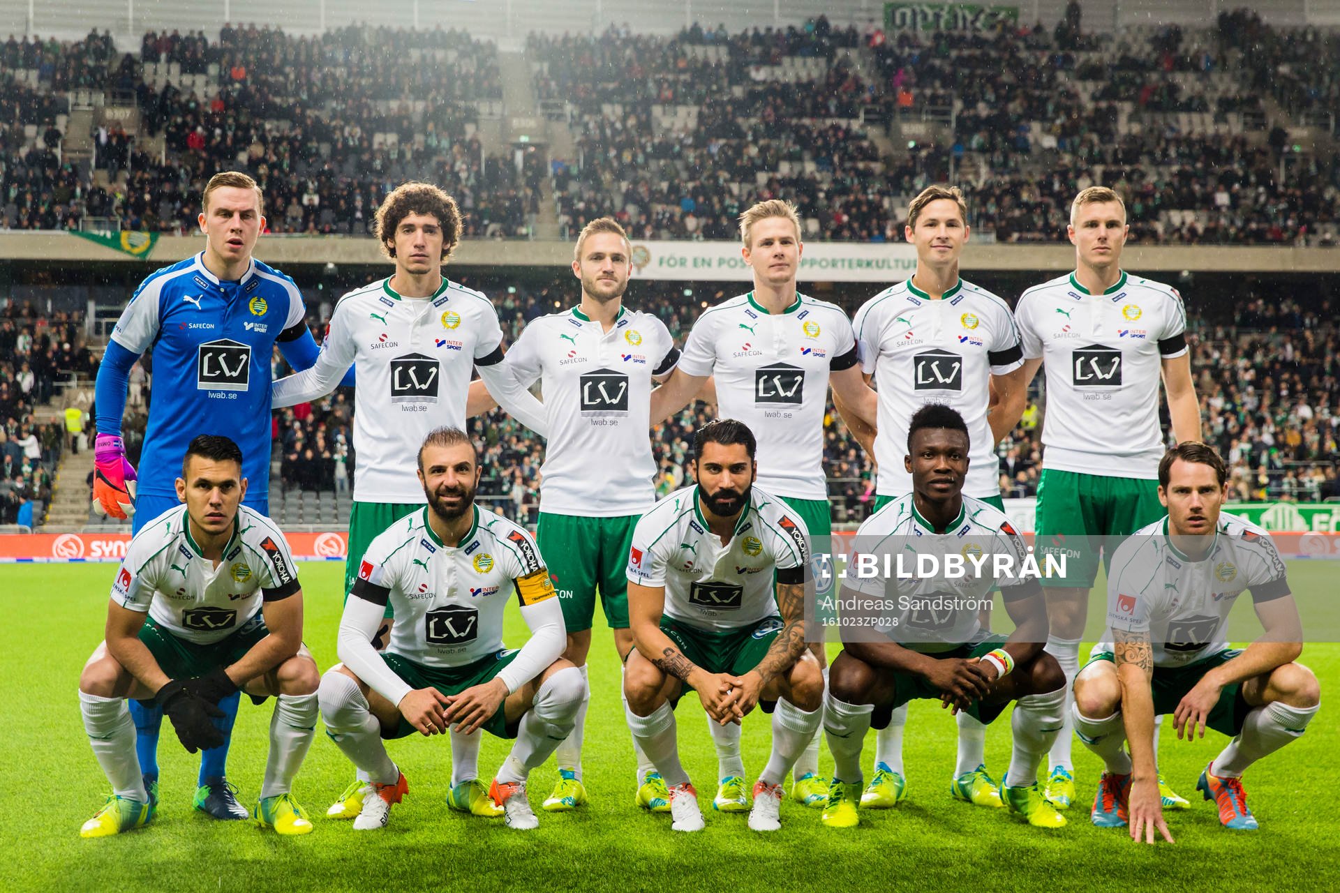 Hammarbys startelva uppe från vänster, målvakt Ögmundur