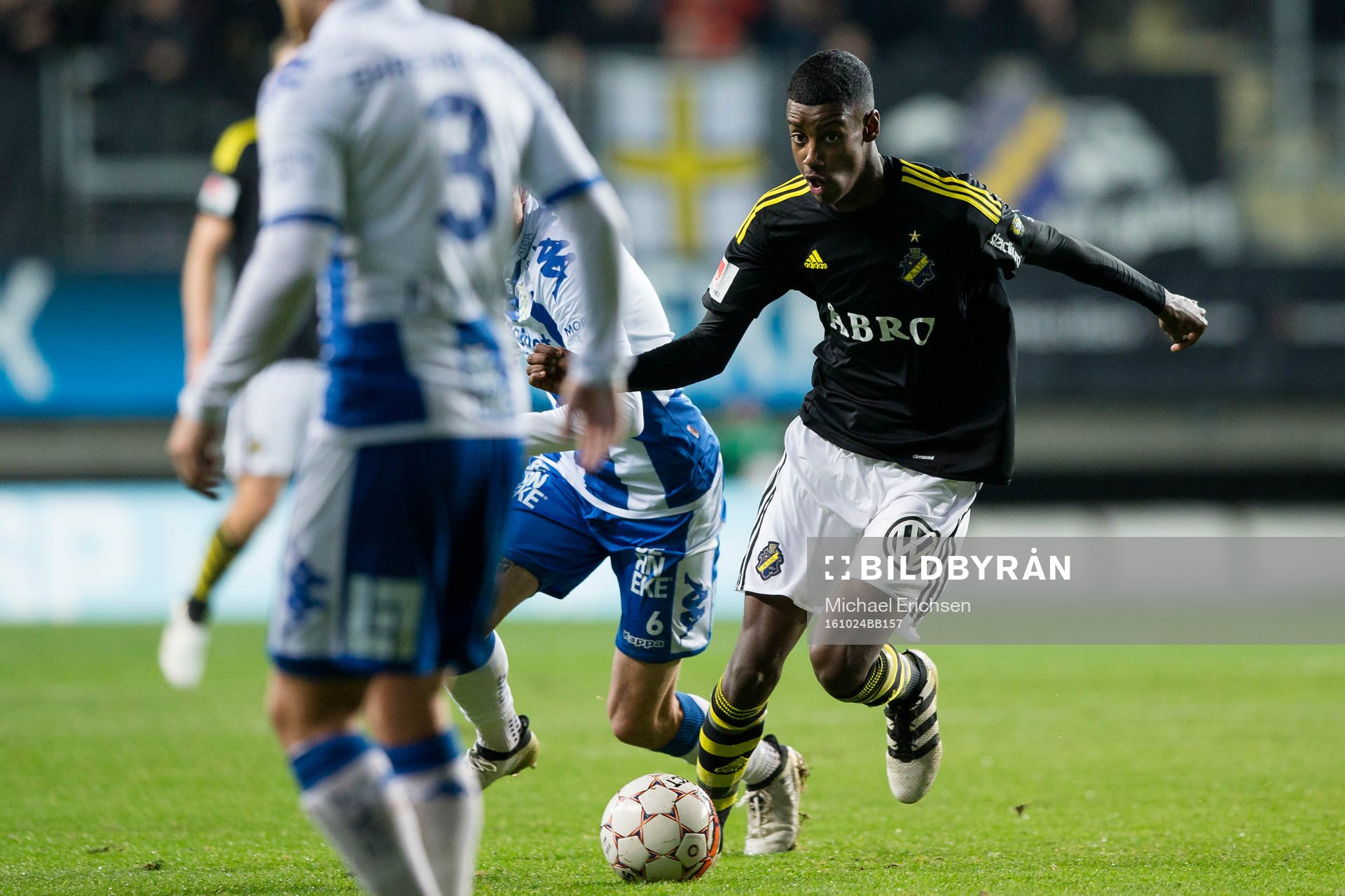 s Alexander Isak