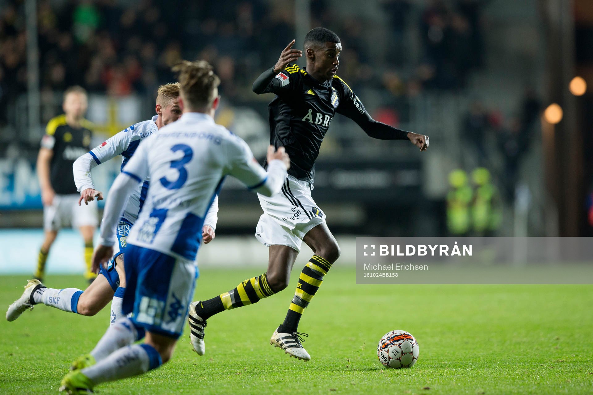 s Alexander Isak
