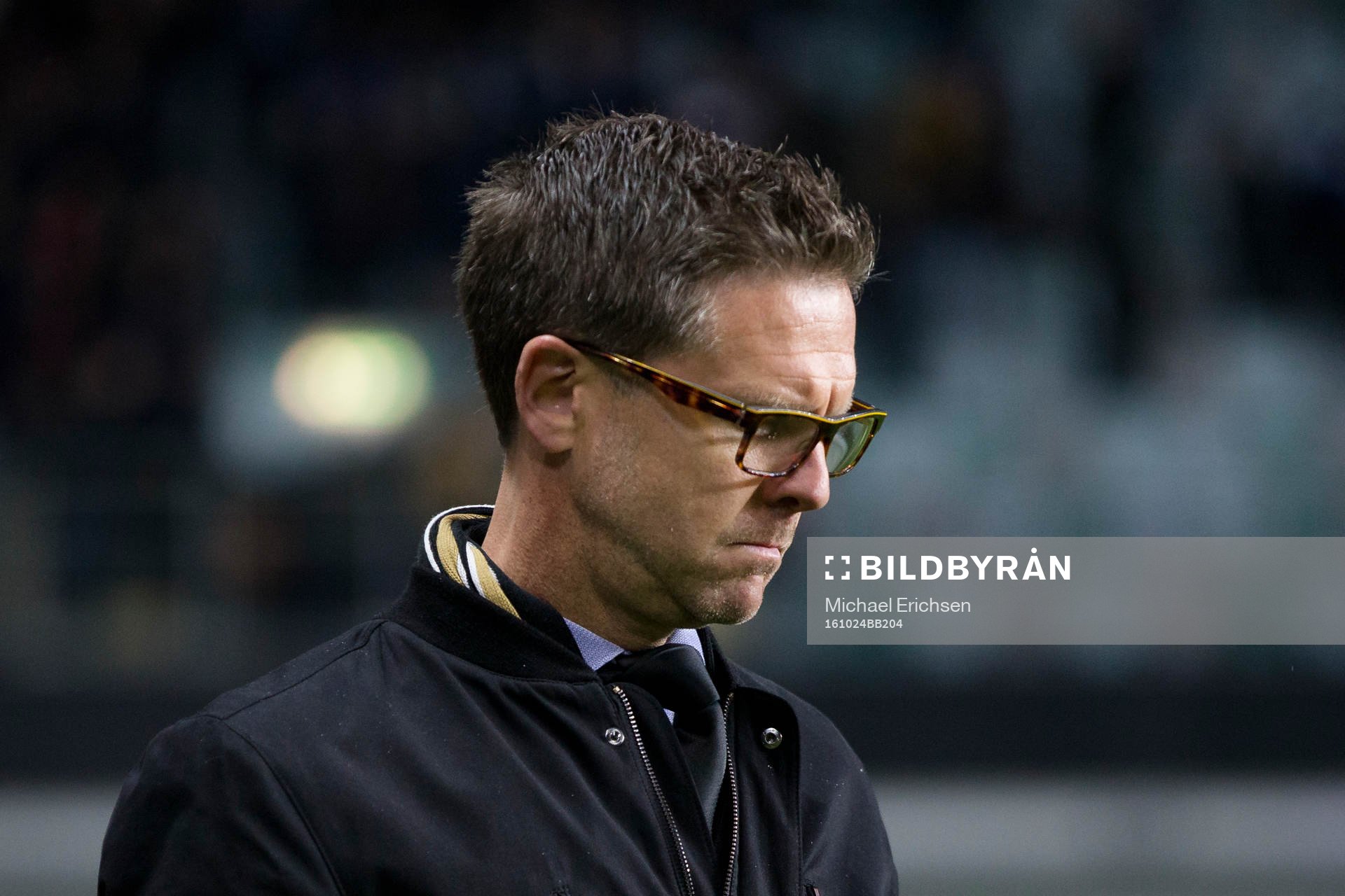 s tränare Rikard Norling deppar