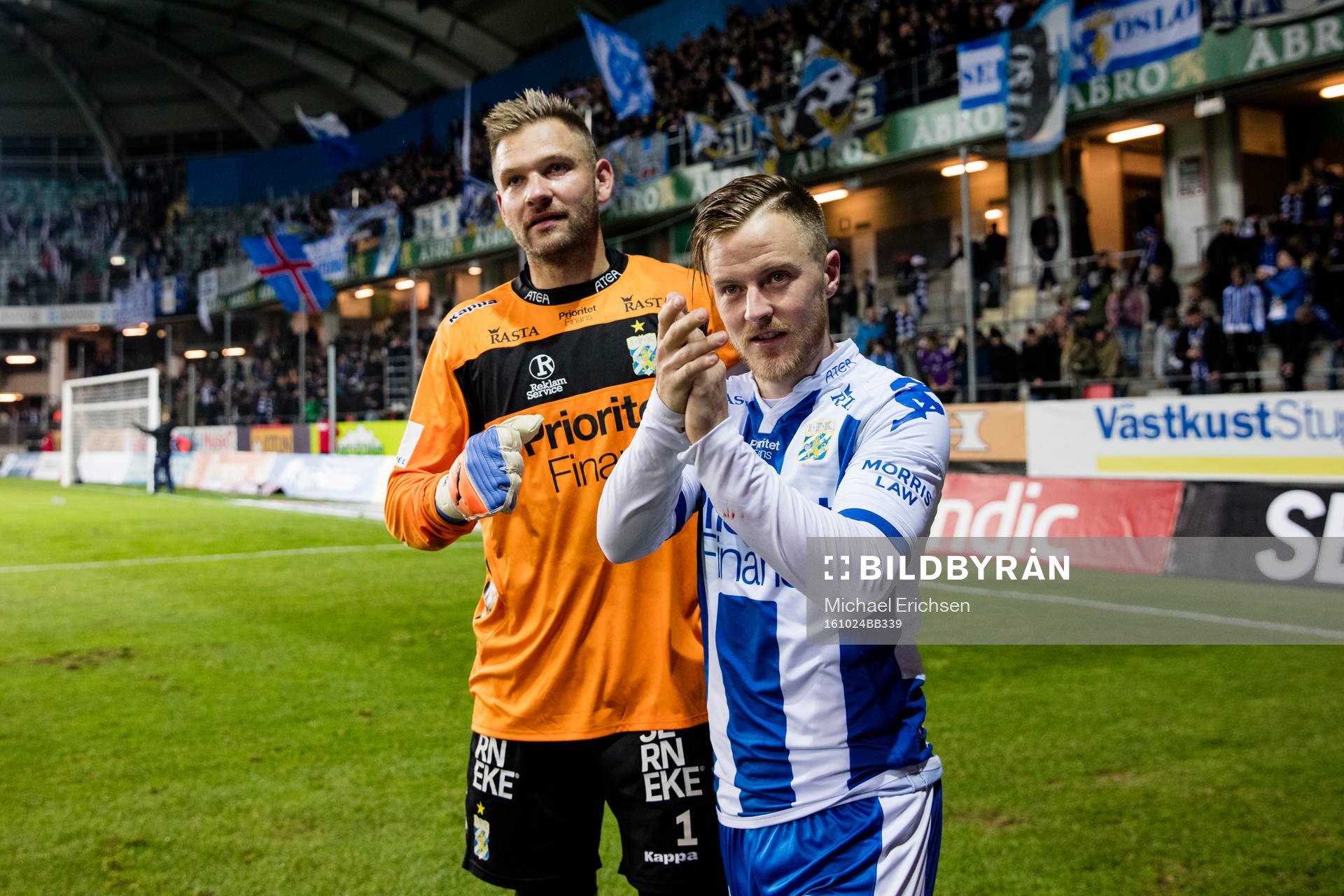 IFK Göteborgs målvakt John Alvbåge och Scott Jamieson