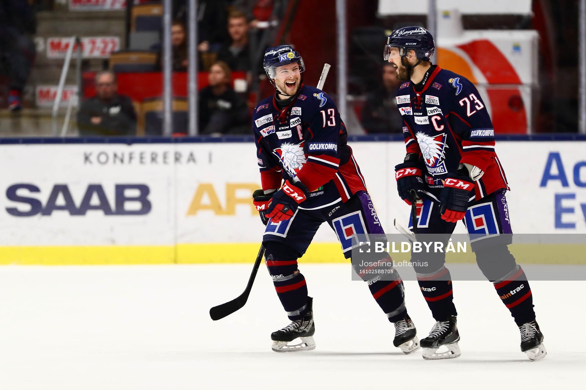 Linköpings Andrew Gordon och Niklas Persson jublar