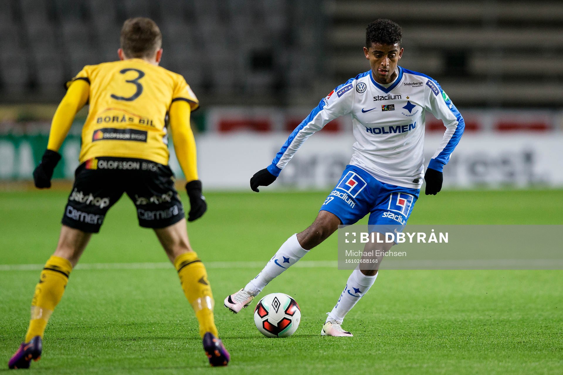 Norrköpings Tesfaldet Tekie mot Elfsborgs Adam Lundqvist