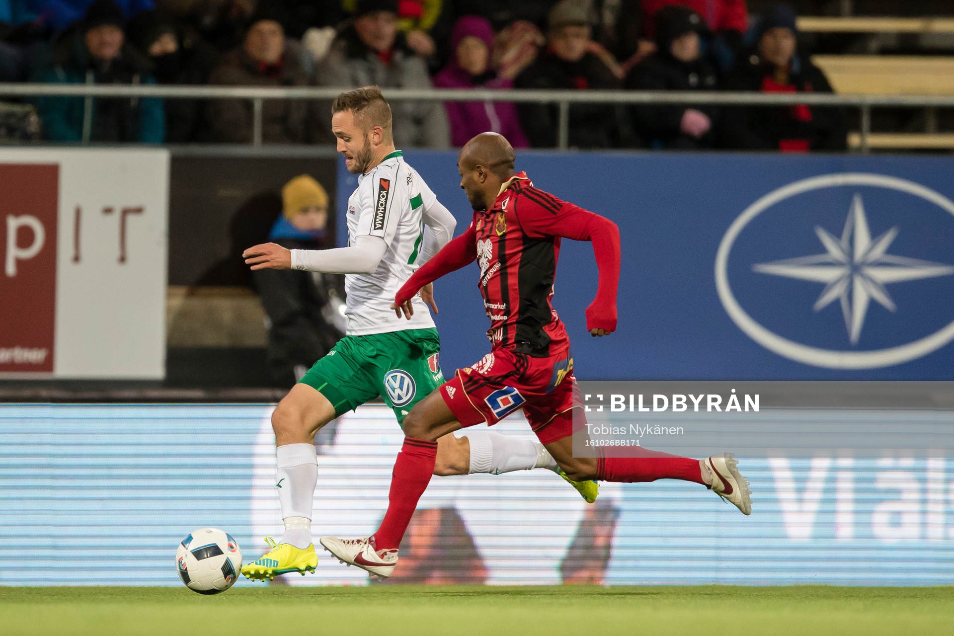 Hammarbys Mats Solheim mot Östersunds Fouad Bachirou