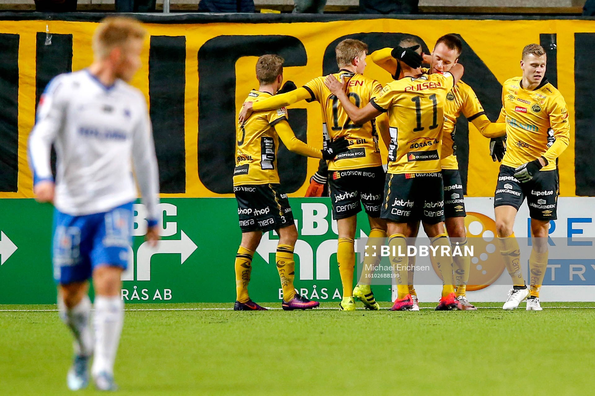 Elfsborgs Viktor Prodell jublar med lagkamrater