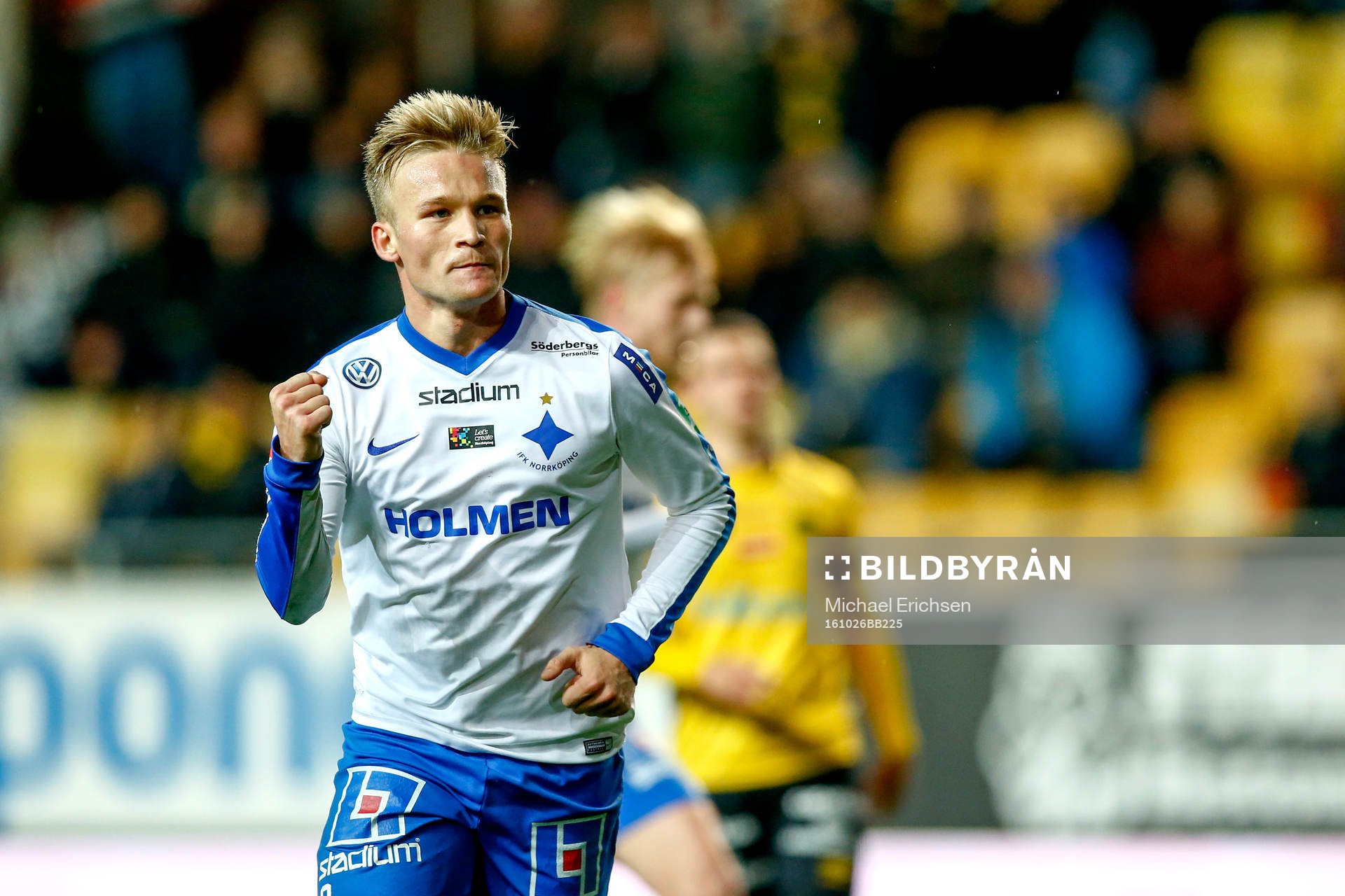 Norrköpings Nicklas Bärkroth jublar