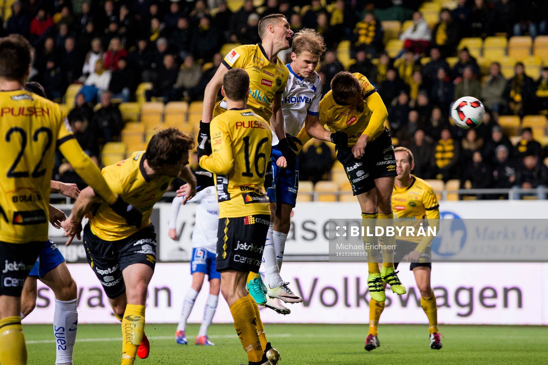 Norrköpings Sebastian Andersson nickar