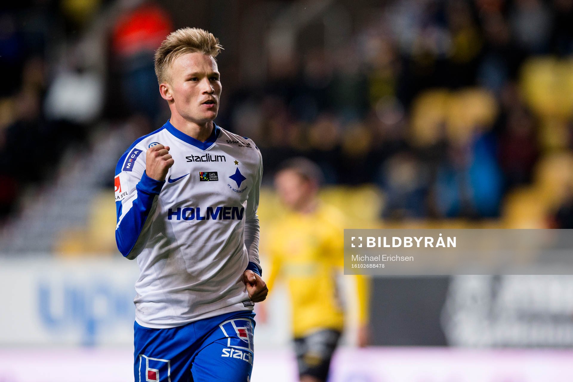 Norrköpings Nicklas Bärkroth jublar
