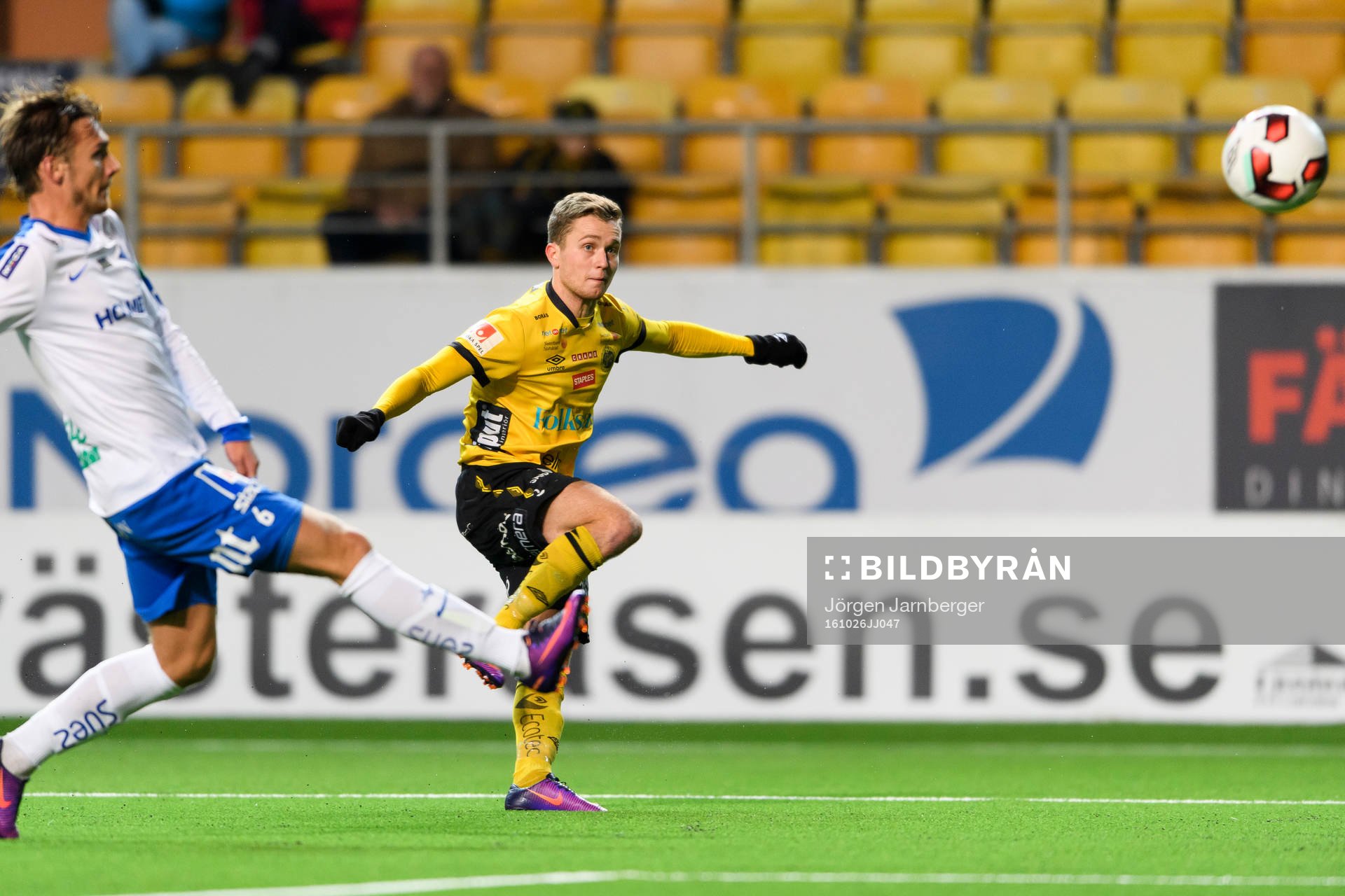 Elfsborgs Adam Lundqvist och Norrköpings Linus Wahlqvist