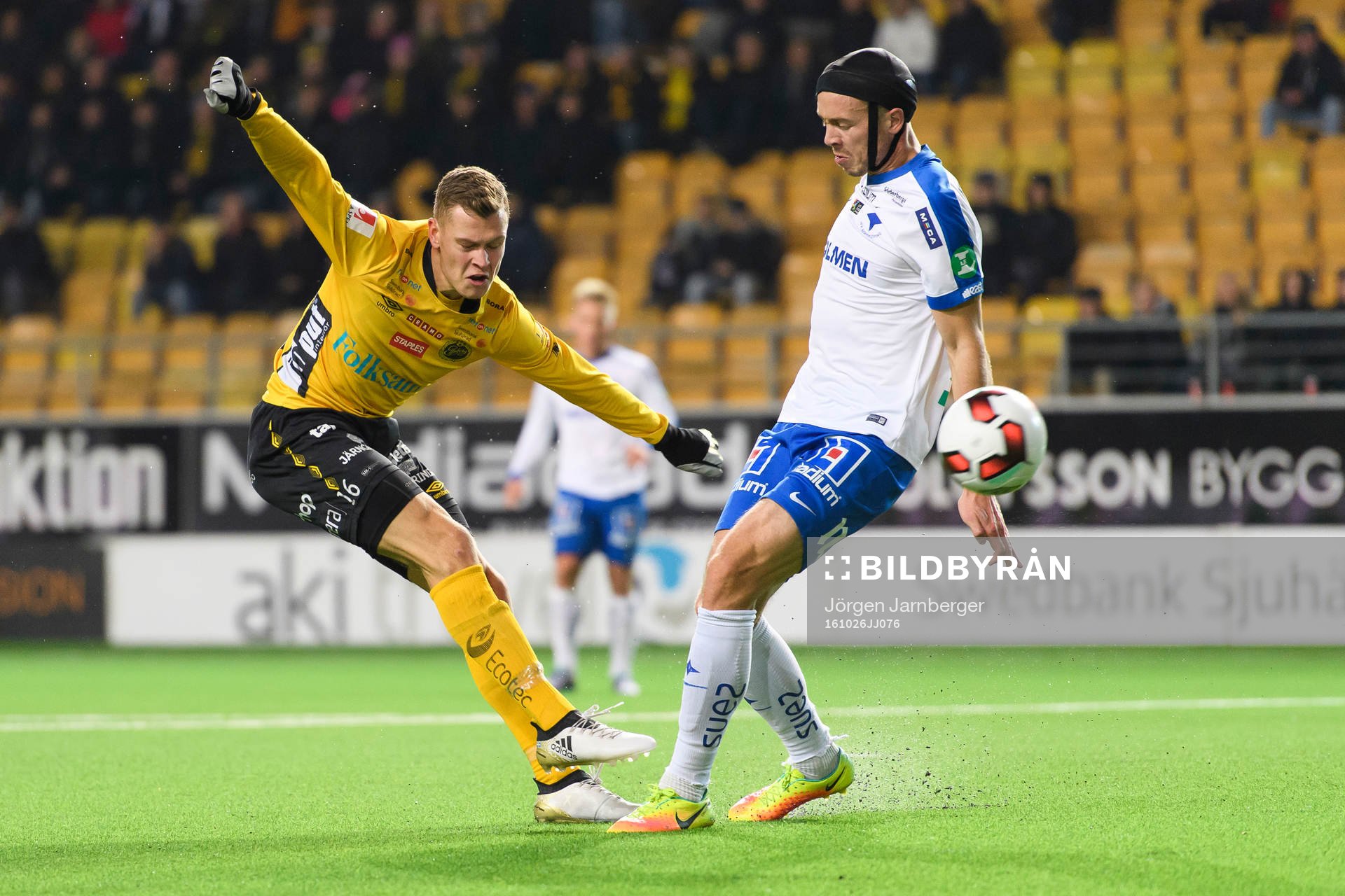 Elfsborgs Viktor Claesson och Norrköpings Jon Gudni