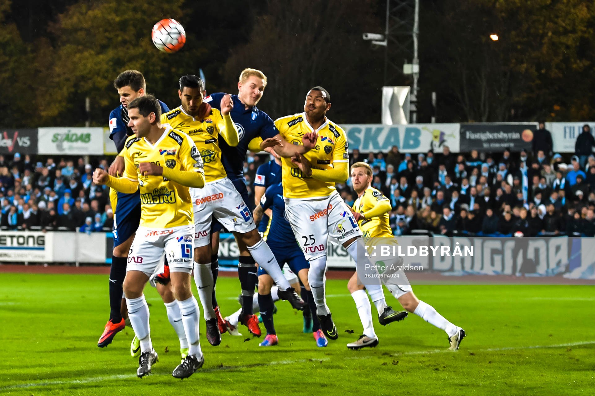 Malmö FFs Franz Brorsson och Falkenbergs Thomas