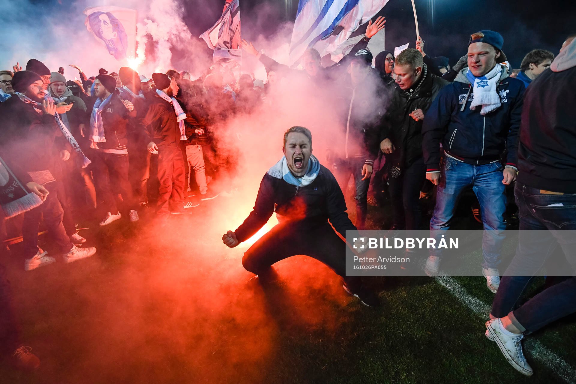 Malmö FFs supportrar jublar